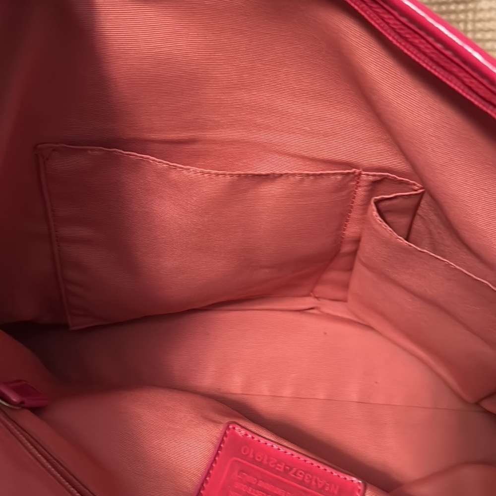 Colorful Coach handbag - Picture 4 of 6